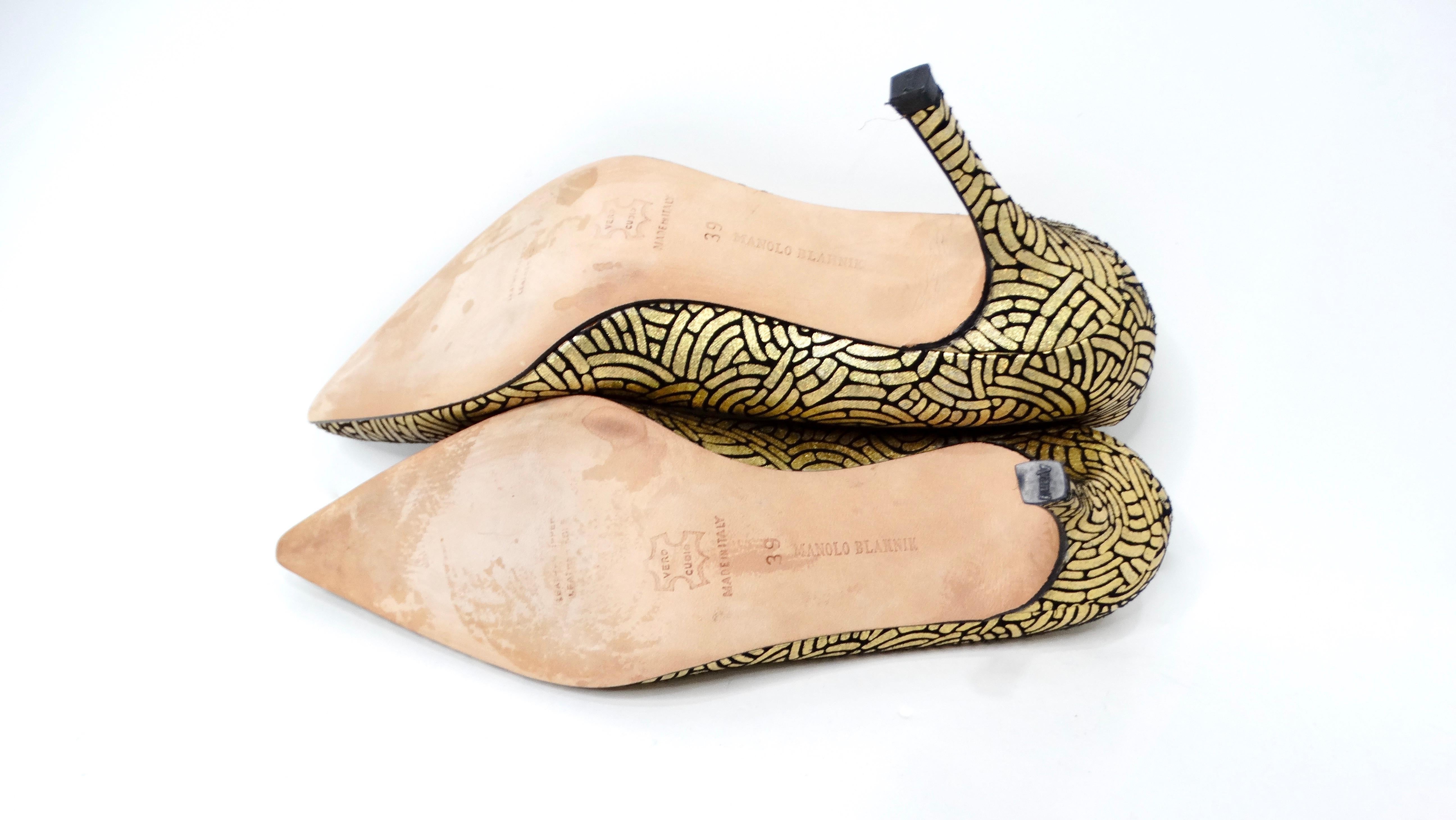 Manolo Blahnik Pumps Jewell stampate in camoscio oro e nero, circa Y2K in vendita 3