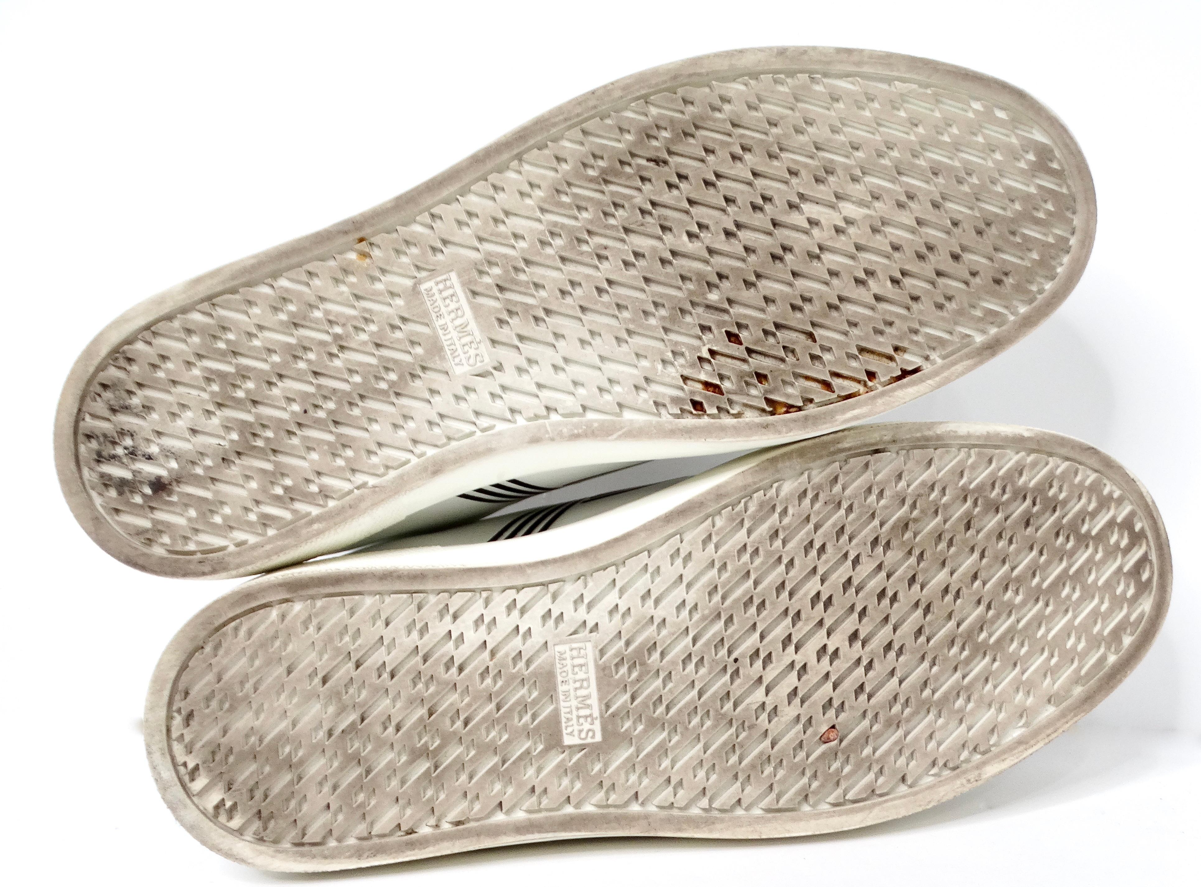 Hermes Advantage - Baskets en cuir blanc et noir en vente 5