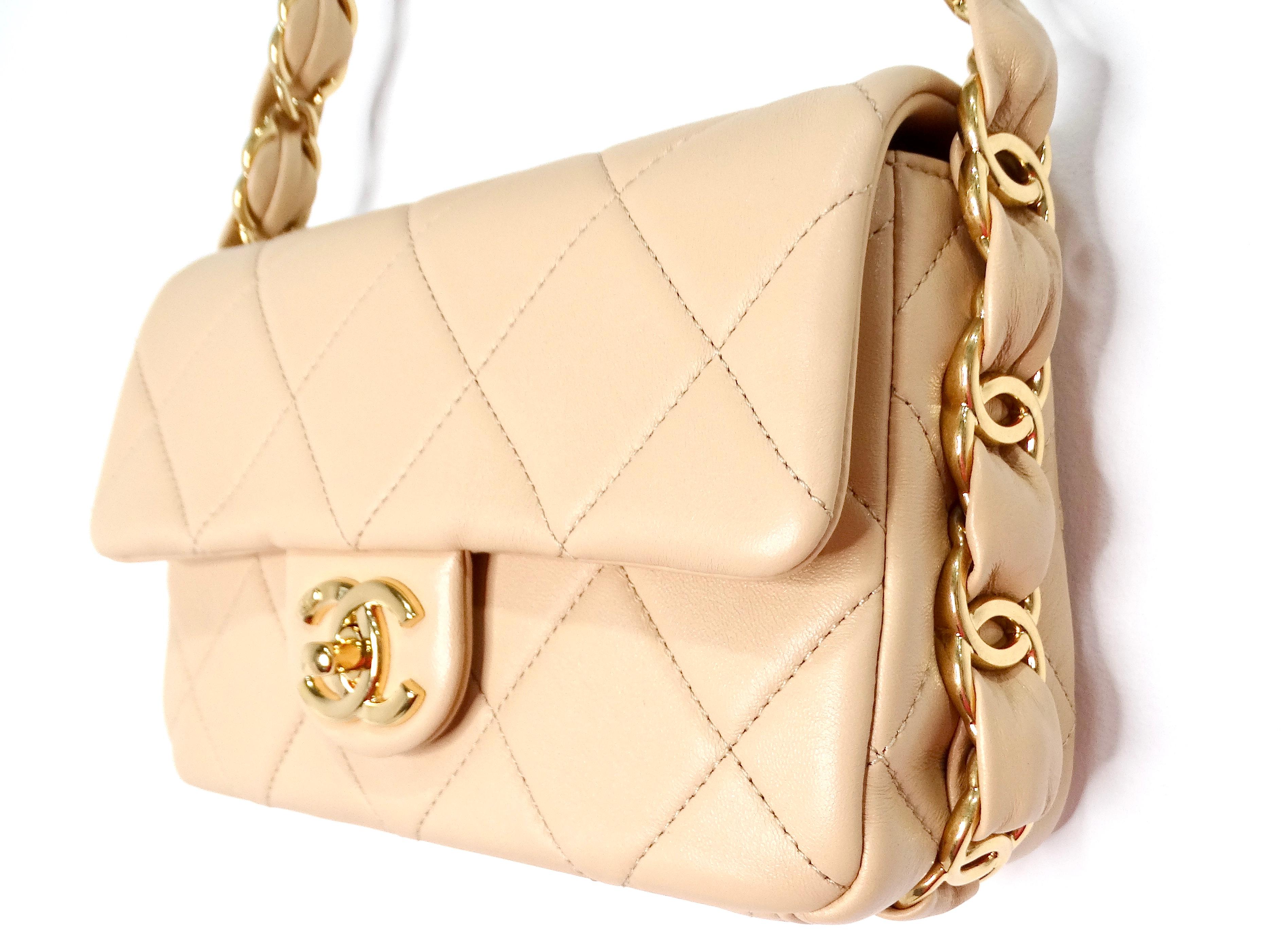 Chanel Beige Gestepptes Lammfell Interlocking CC Kette Klappe Tasche 2024 Damen im Angebot