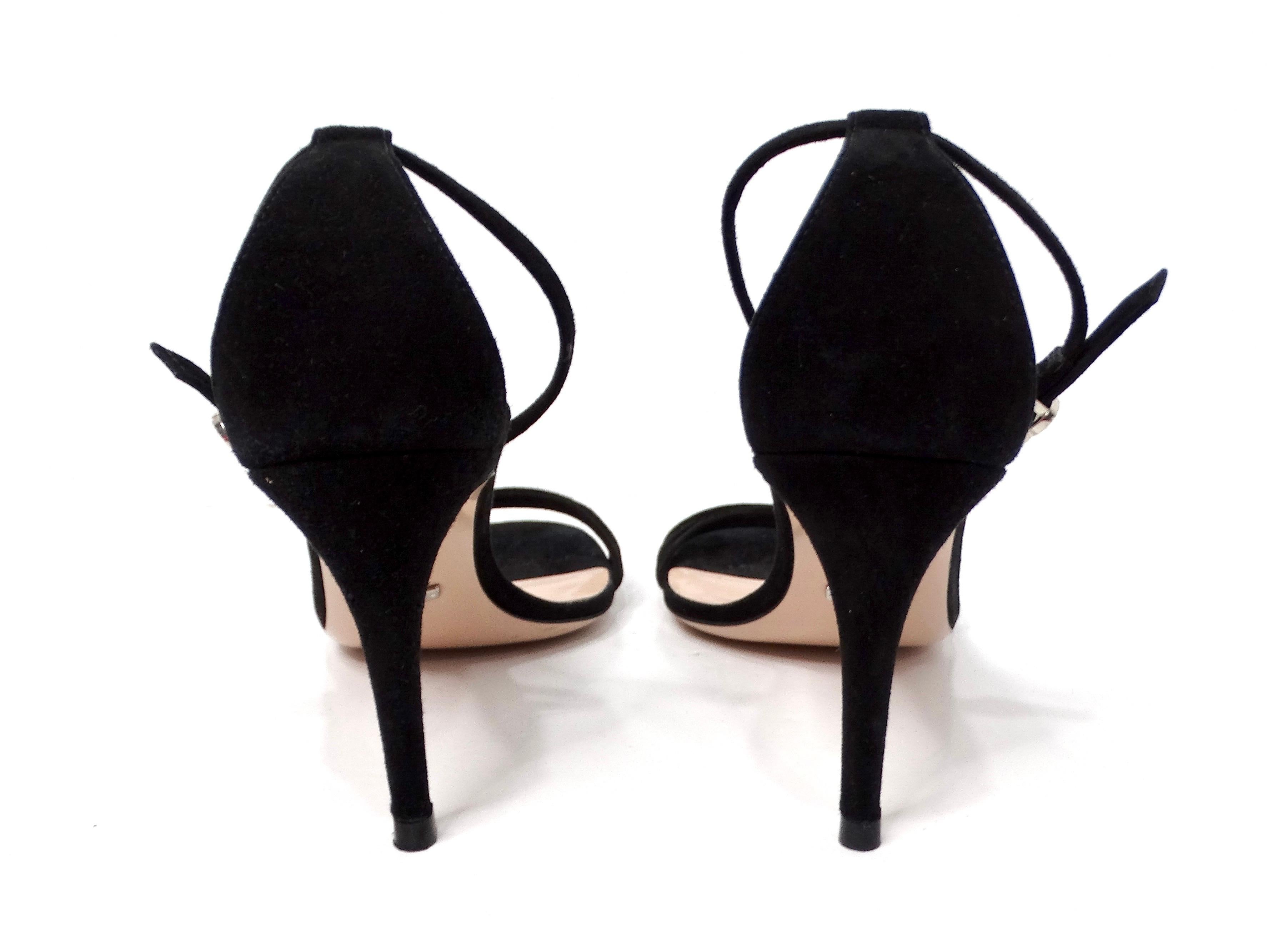 Gucci - Sandales à talons hauts en daim noir avec cristaux GG Bon état - En vente à Scottsdale, AZ