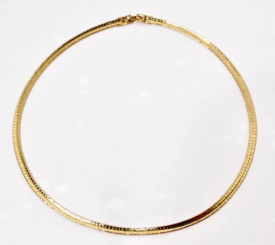 Donna Collana Omega in oro giallo italiano 14k, anni '80 circa in vendita