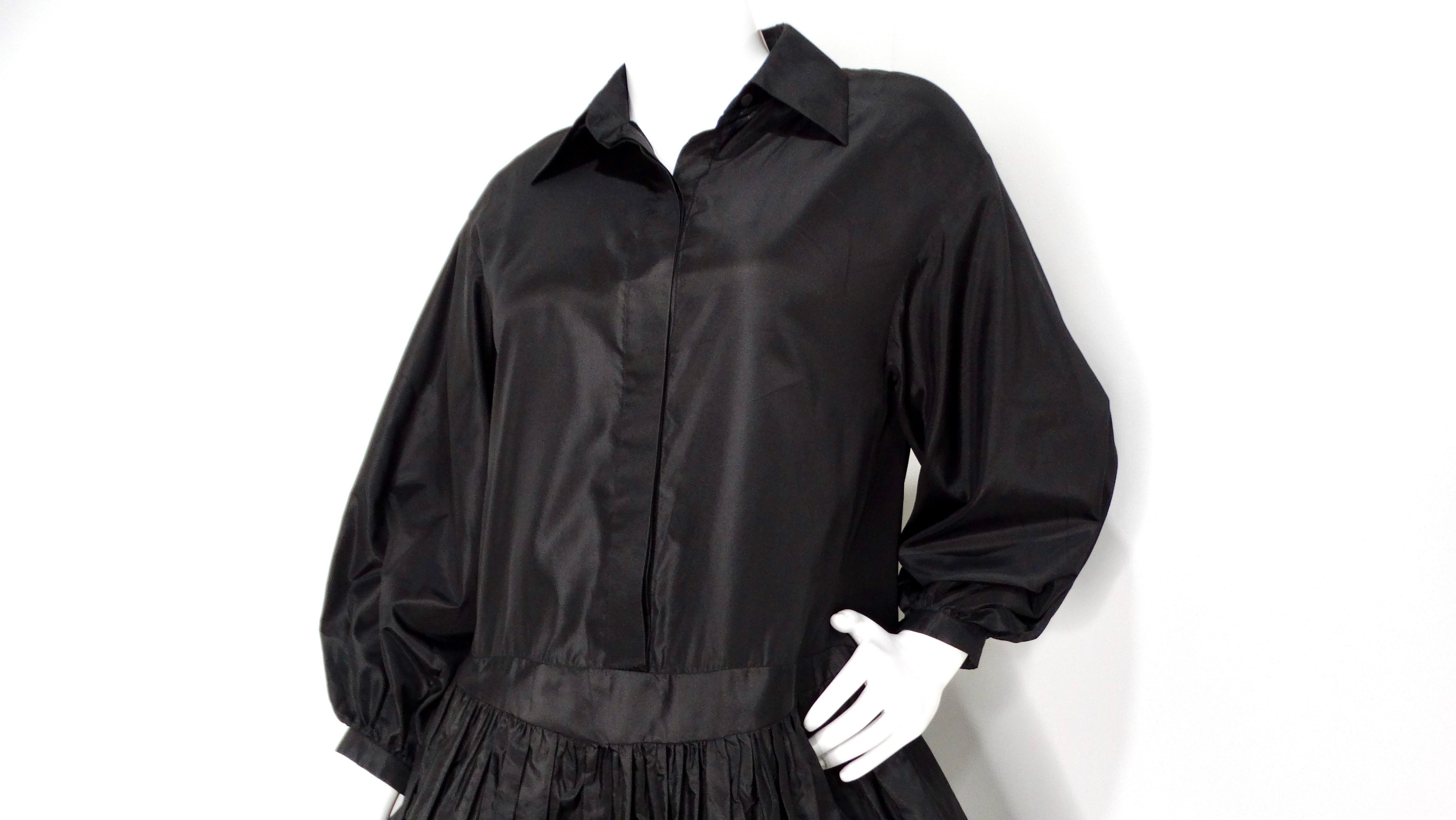 Nero Valentino Abito camicia a maniche lunghe in taffettà di seta nero con bottoni in vendita