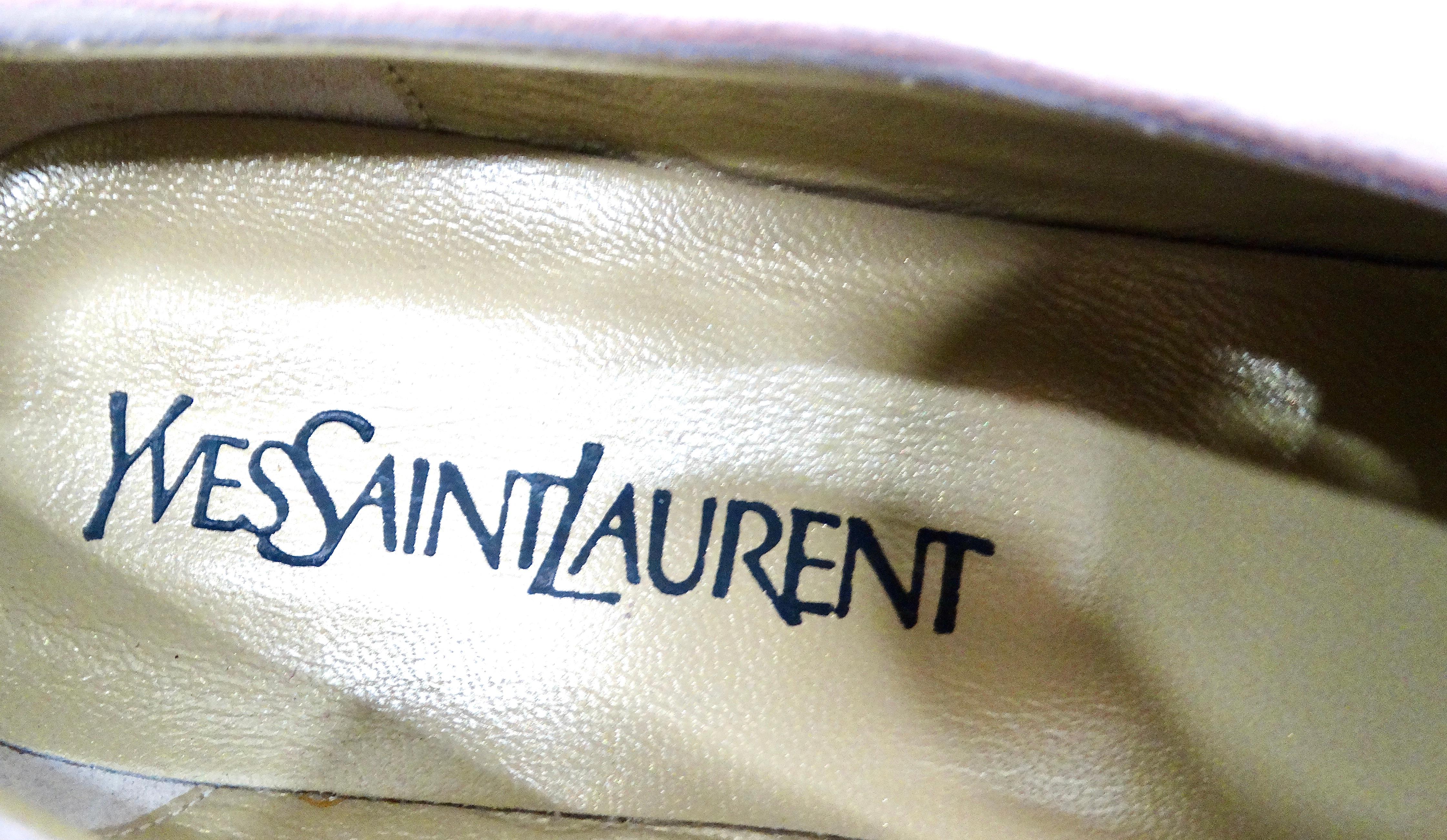 Mocasines con cuña cubierta bordados en ante rosa Yves Saint Laurent circa 1998 en venta 5