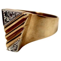 14k Gold Modernist Striped Signet Ring With Diamond Accents circa 1970s