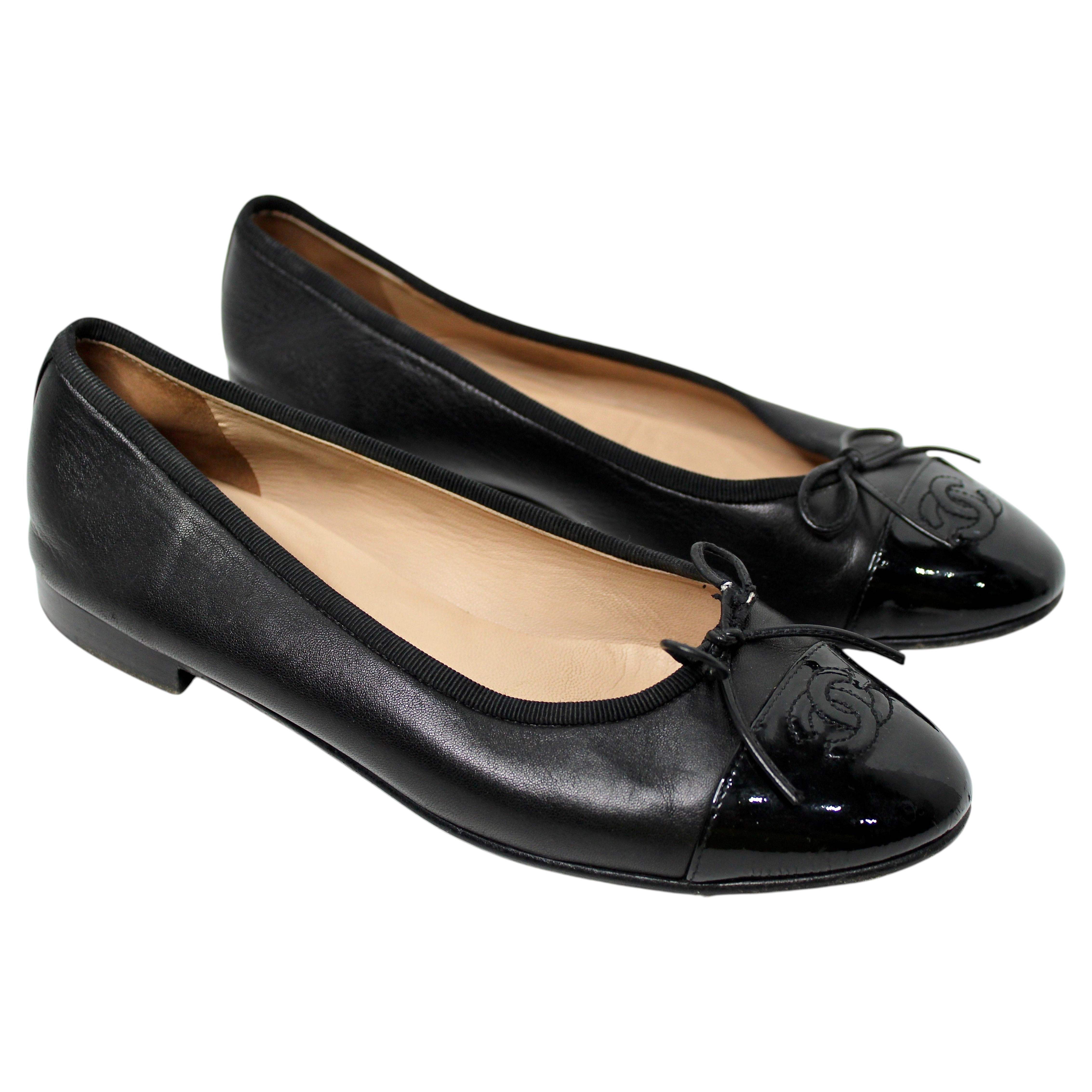Chanel Classic Black Lambskin & Patent Leather Cap-Toe Ballet Flats