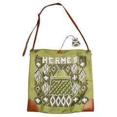 Borsa a tracolla Hermès in seta verde "Silky City-Kelly En Perles" PM, circa 2011