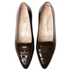 Chanel Vernis Marron Stitched CC Logo Patent Heeled Loafer Circa 1990s