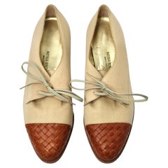 Bottega Veneta Cream & Tan Cap-Toe Archival Vintage Lace-Up Oxford Flats