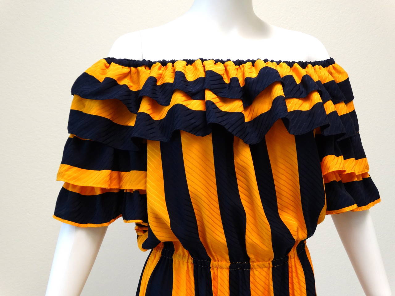 1980s Silk Gideon Oberson Off the Shoulder Navy and Gold Ruffle Dress 4