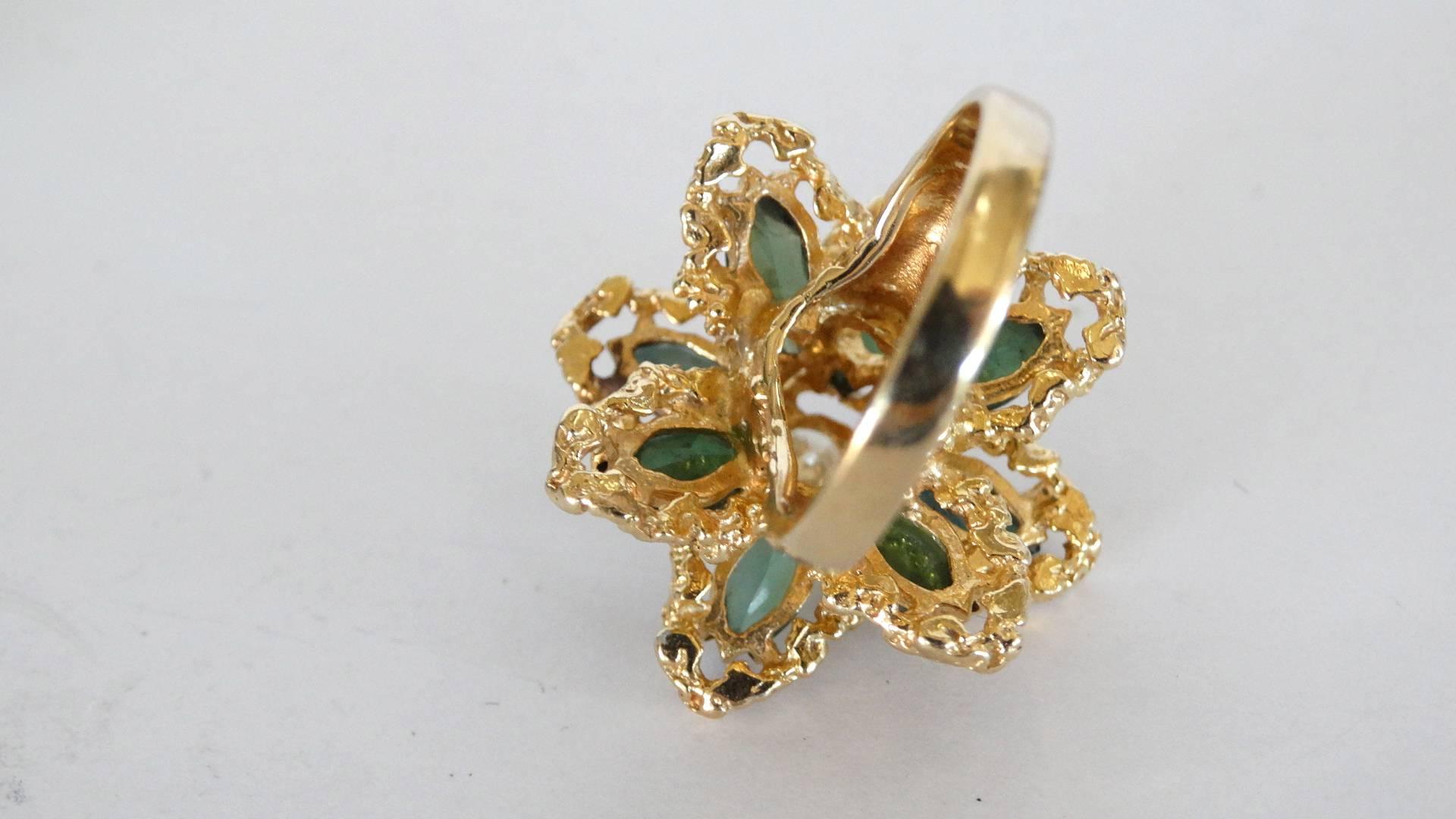 Green Tourmaline Flower Ring with Diamond For Sale 8