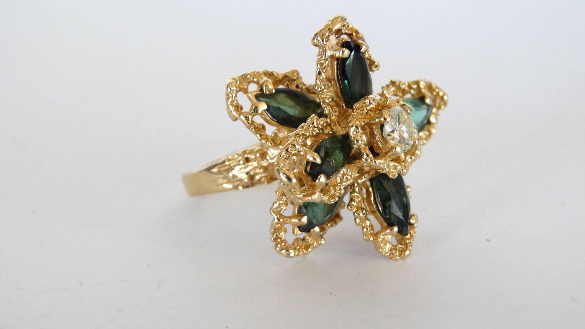 Green Tourmaline Flower Ring with Diamond For Sale 11