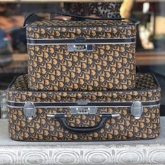 1970er Christian Dior Monogramm-Koffer