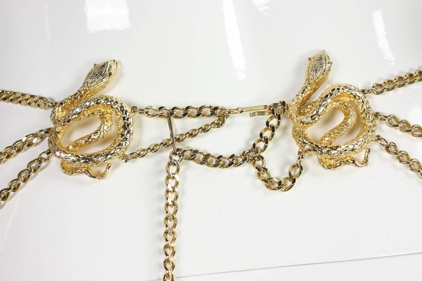 Gold-Toned Vintage Snake Chain Belt In Excellent Condition For Sale In Los Angeles, CA