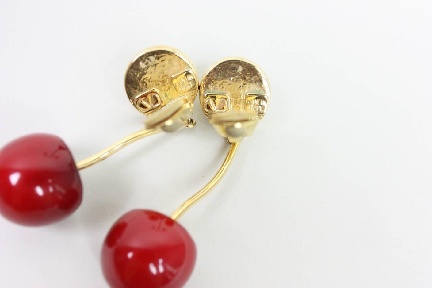valentino pearl earrings