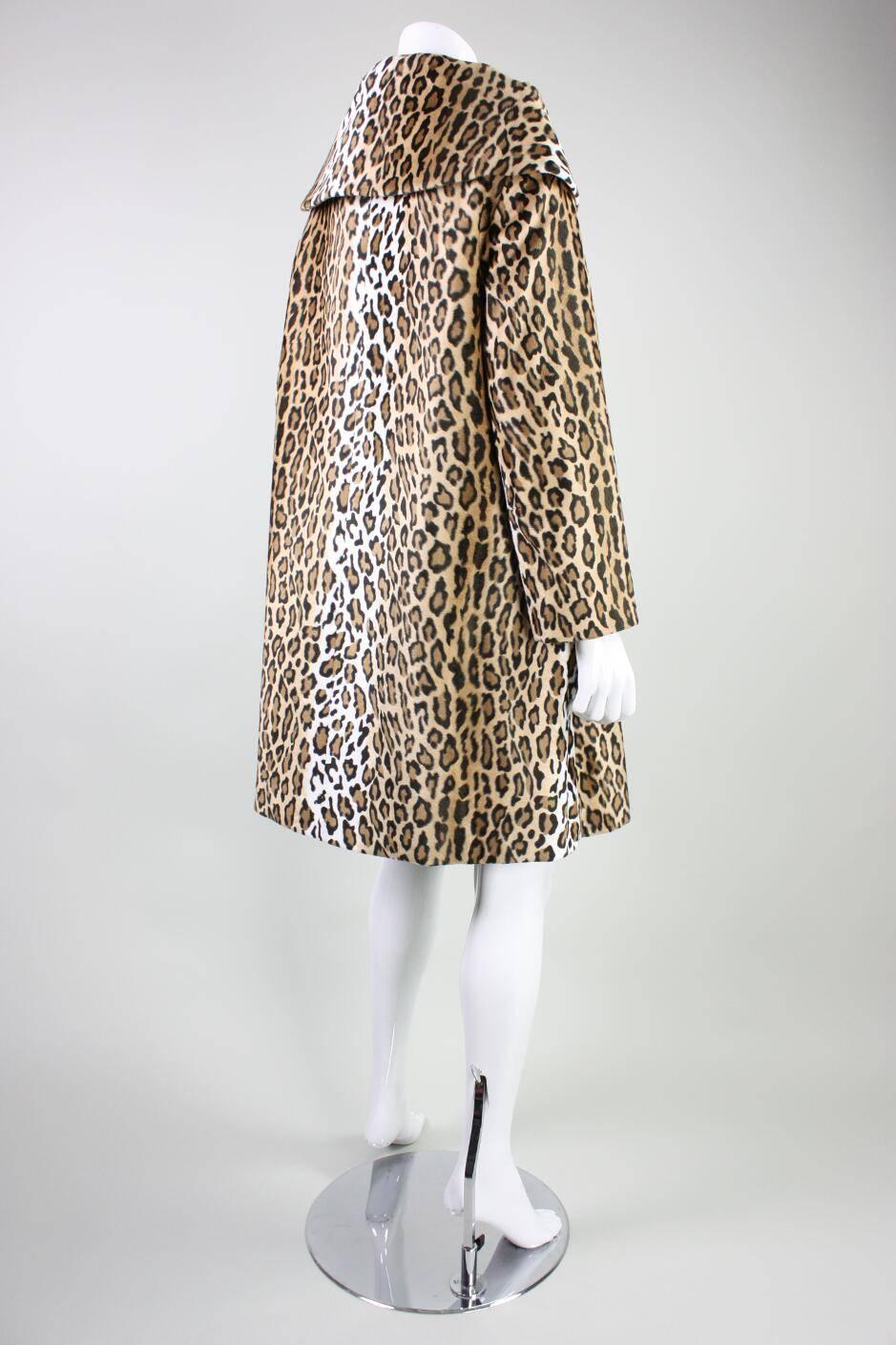 Moschino Leopard Print Coat with Portrait Collar In Excellent Condition For Sale In Los Angeles, CA