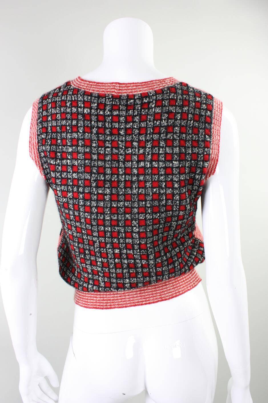 1970's Missoni Sweater Vest In Excellent Condition For Sale In Los Angeles, CA
