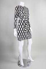 Robe imprimée noire et blanche Marimekko 1965