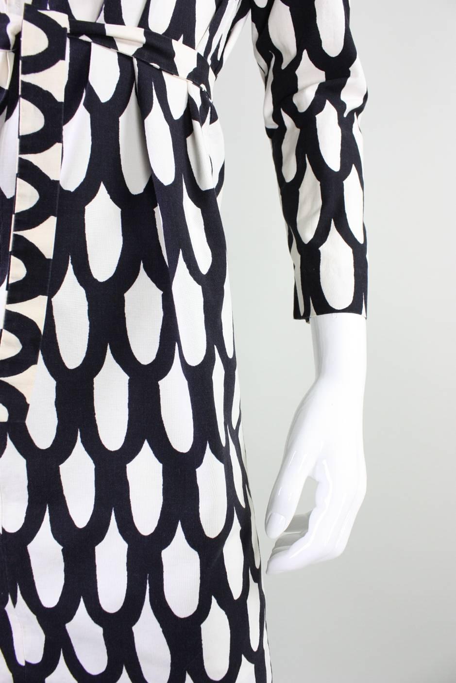 1965 Marimekko Black & White Printed Dress For Sale 3