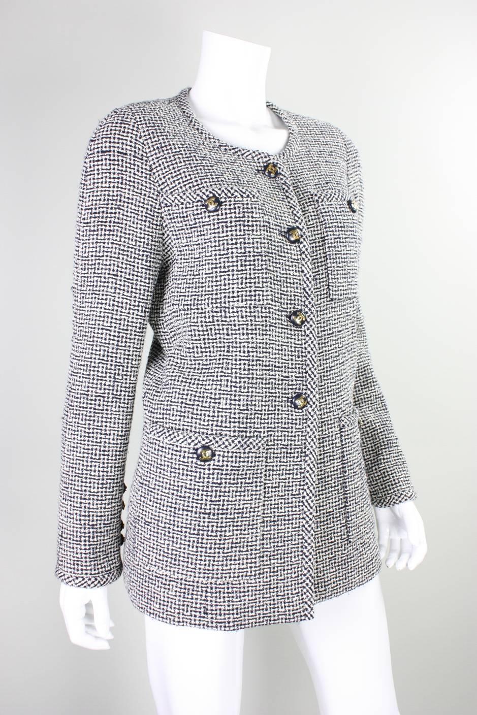 Gray 1980's Chanel Wool Boucle Jacket  For Sale