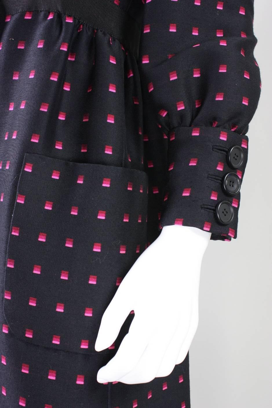 1960's Chester Weinberg Dress with Geometric Print For Sale 2