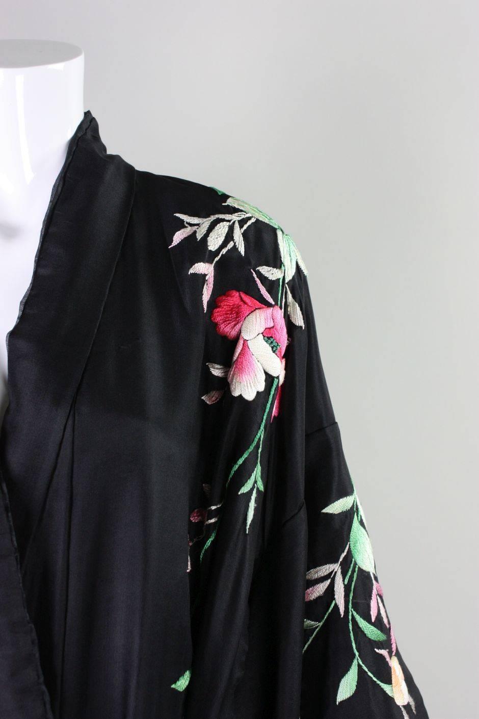 1920's Kimono Robe Black Silk with Embroidery 2