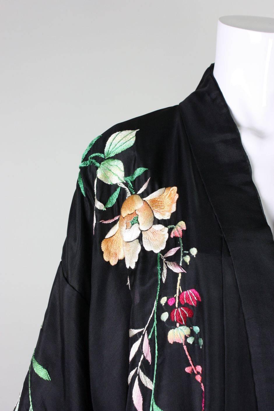 1920's Kimono Robe Black Silk with Embroidery 1