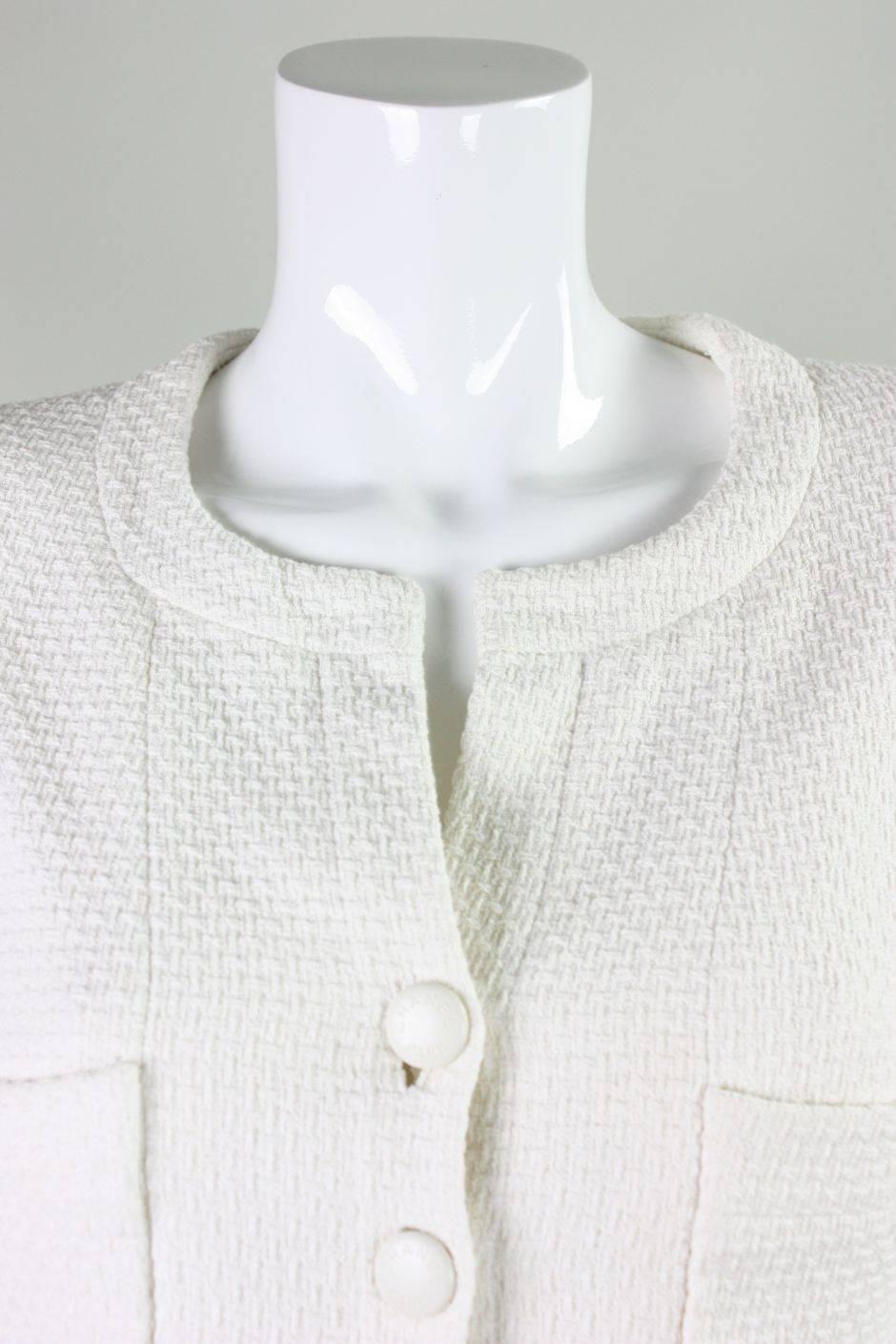1990's Chanel Cropped White Textured Jacket For Sale 1