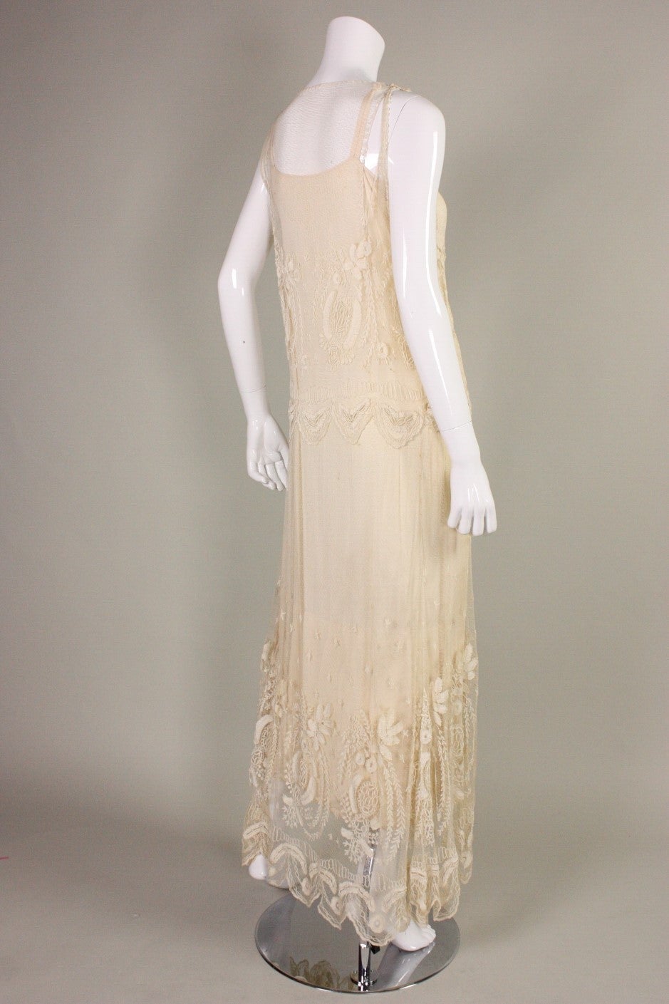 Cream Net Dress with Embroidery, 1910s In Excellent Condition For Sale In Los Angeles, CA