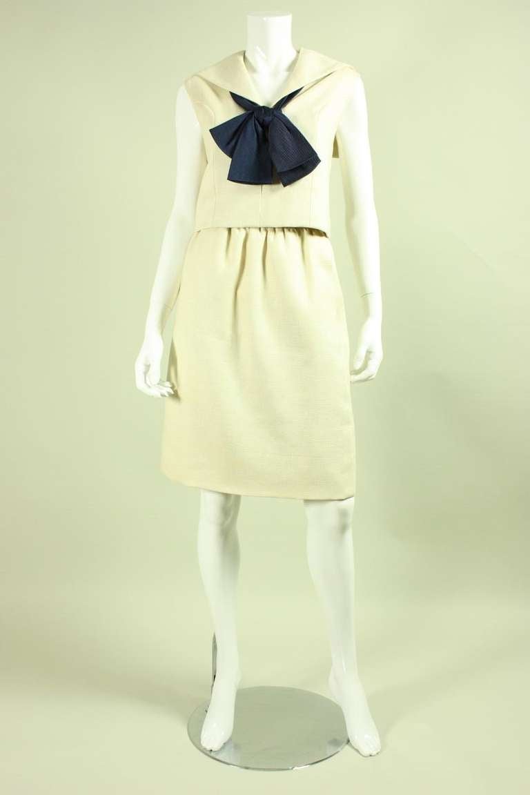 1960's Norman Norell Cream Linen Ensemble In Excellent Condition In Los Angeles, CA