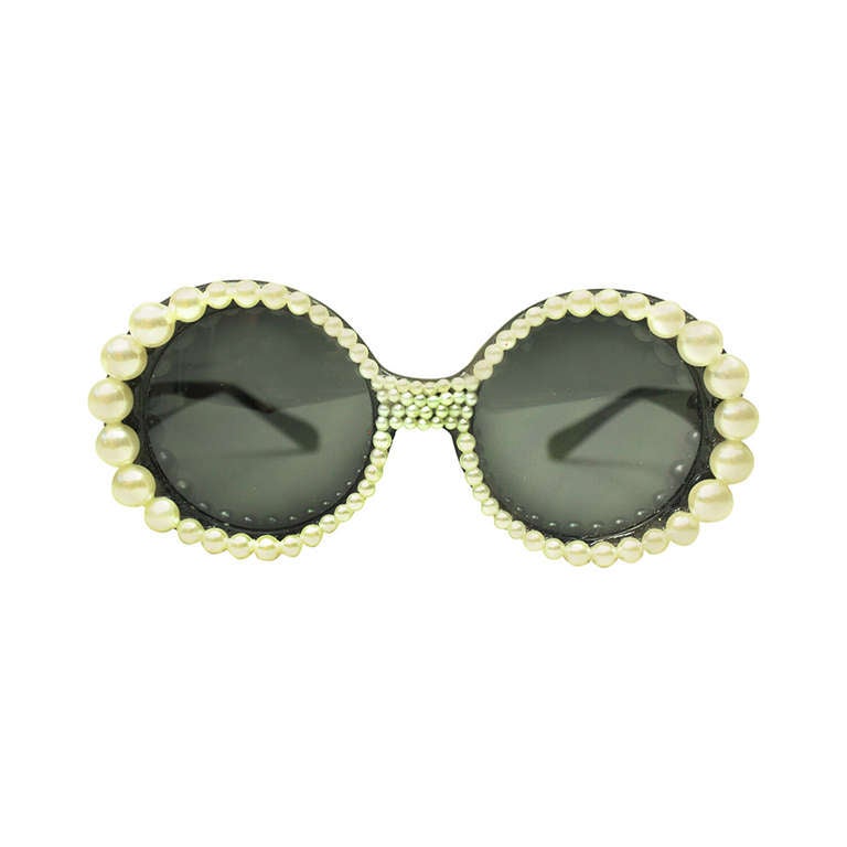 Mecura NYC Pearl Sunglasses