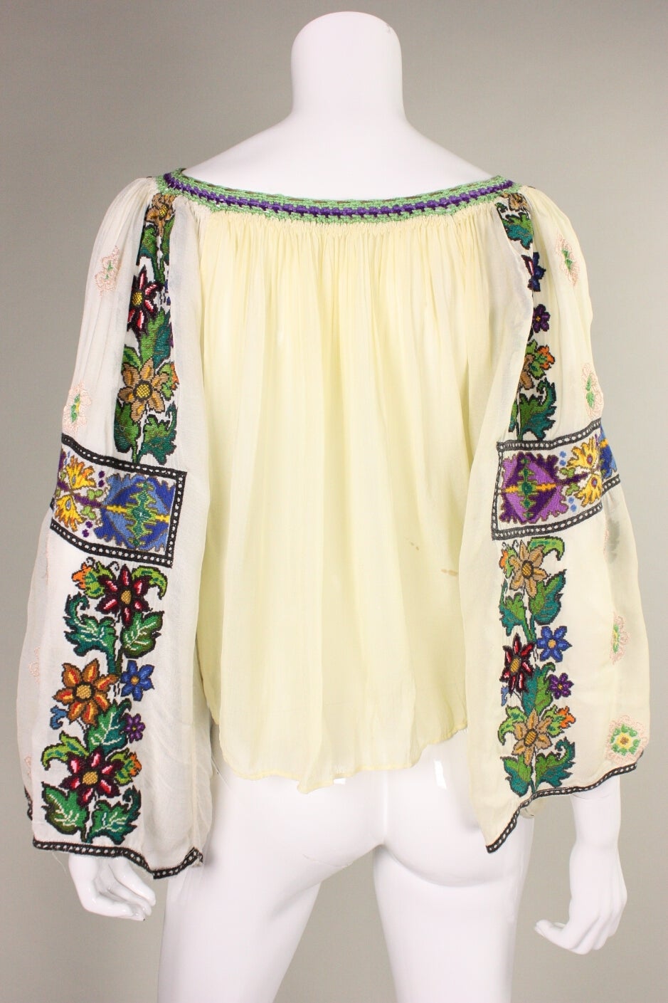 Women's 1930's Eastern European Embroidered Blouse