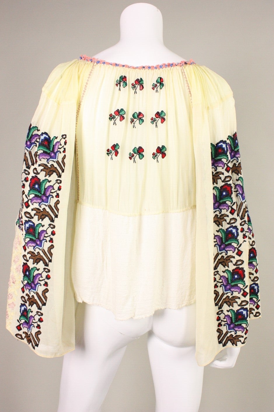 1930's Eastern European Embroidered Bohemian Blouse In Excellent Condition In Los Angeles, CA