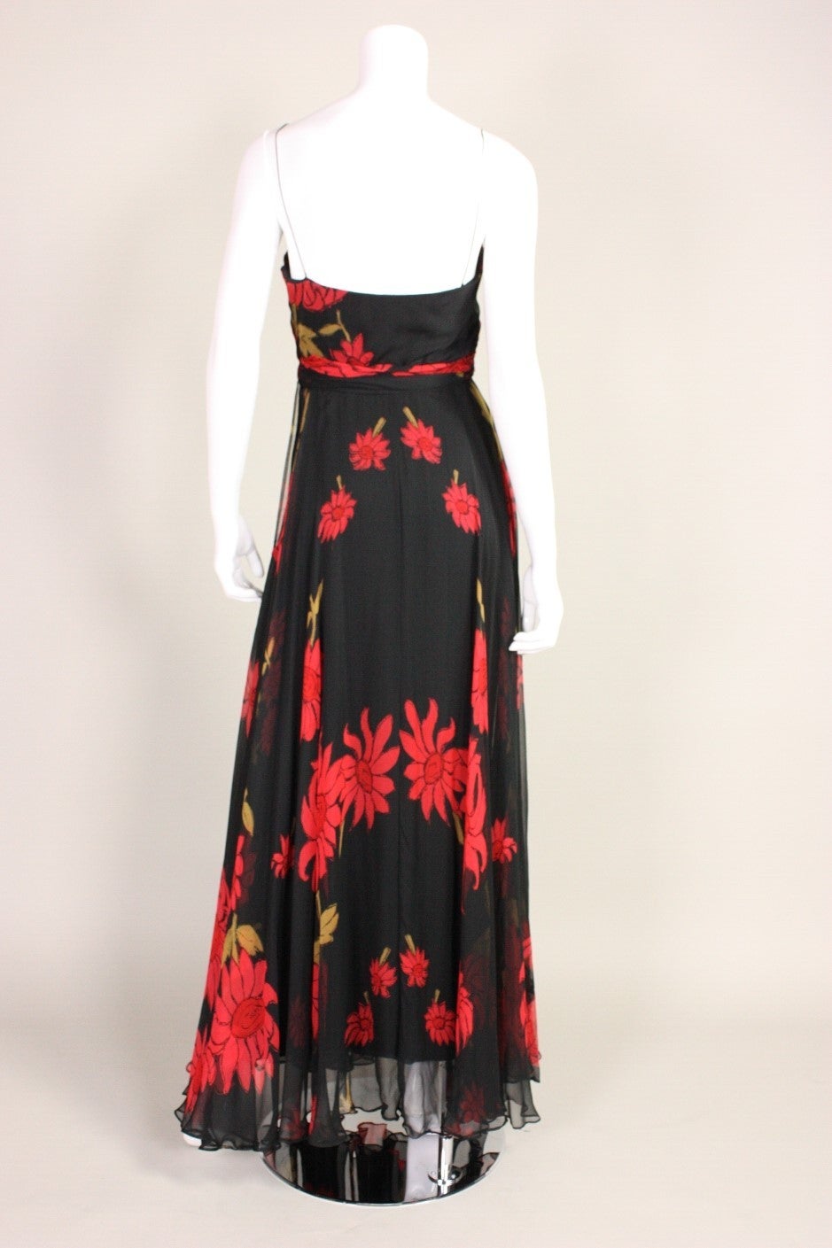 Black Strapless Silk Chiffon Gown with Red Floral Print, 1950s  For Sale 2