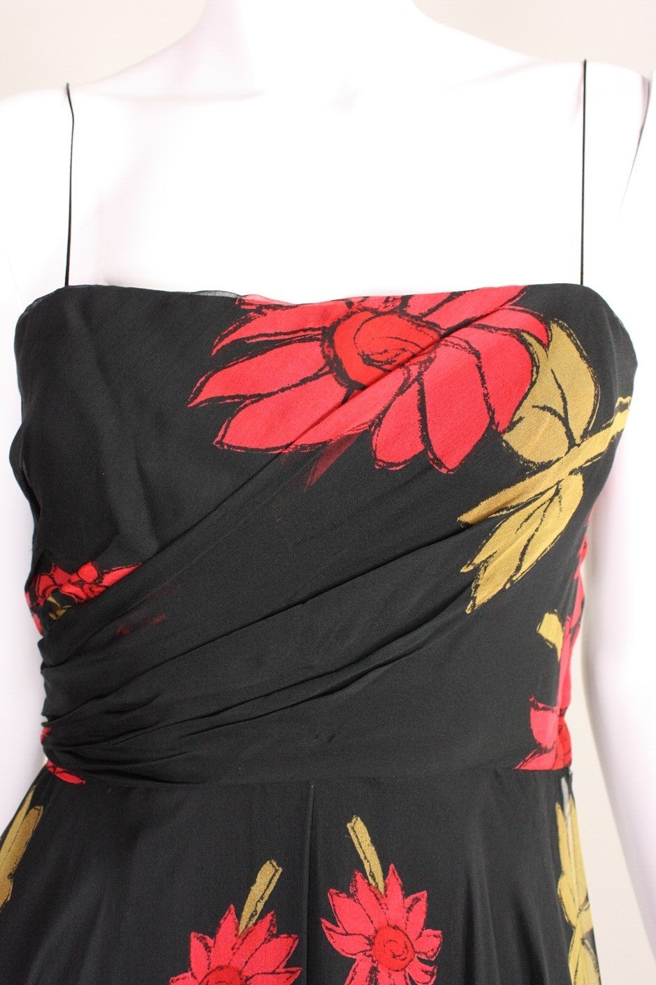 Black Strapless Silk Chiffon Gown with Red Floral Print, 1950s  For Sale 3