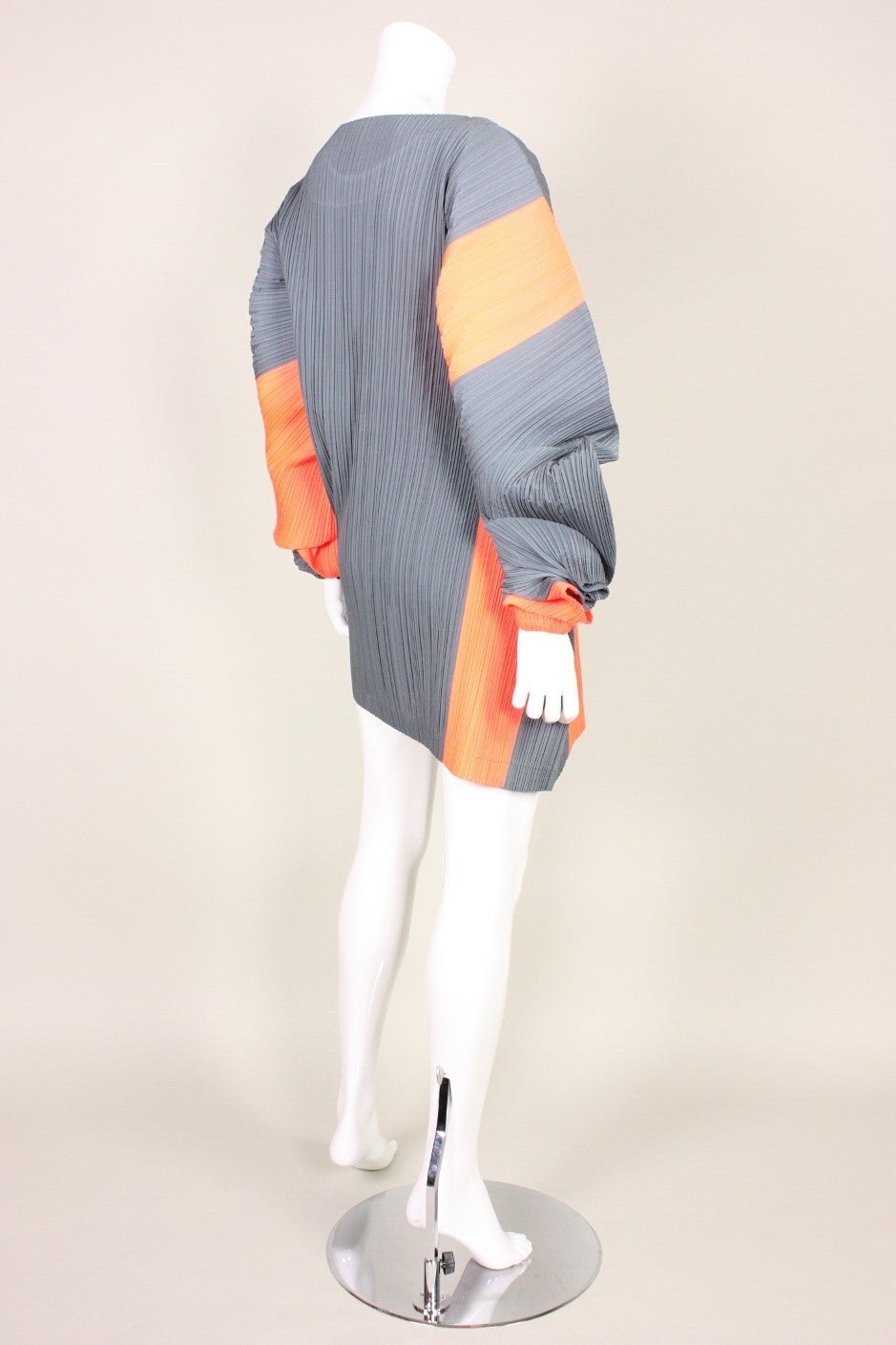 Issey Miyake Colorblocked Pleated Mini Dress, 1990s  In Excellent Condition For Sale In Los Angeles, CA