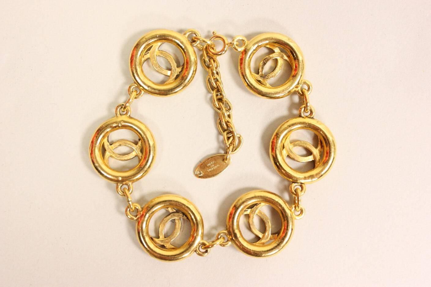 1980's Chanel Gold-Toned Bracelet In Excellent Condition In Los Angeles, CA