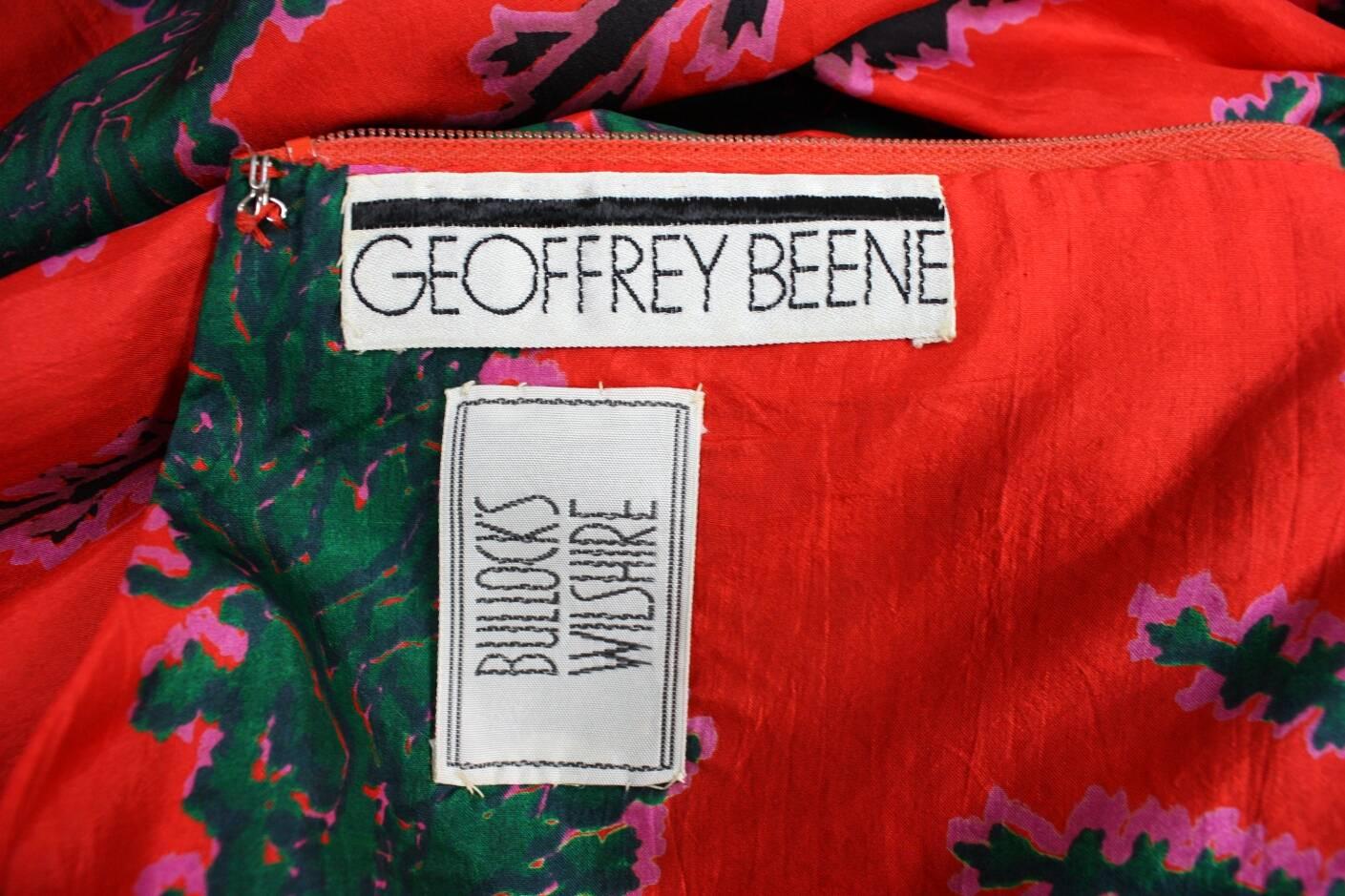 1970's Geoffrey Beene Printed Silk Gown For Sale 4