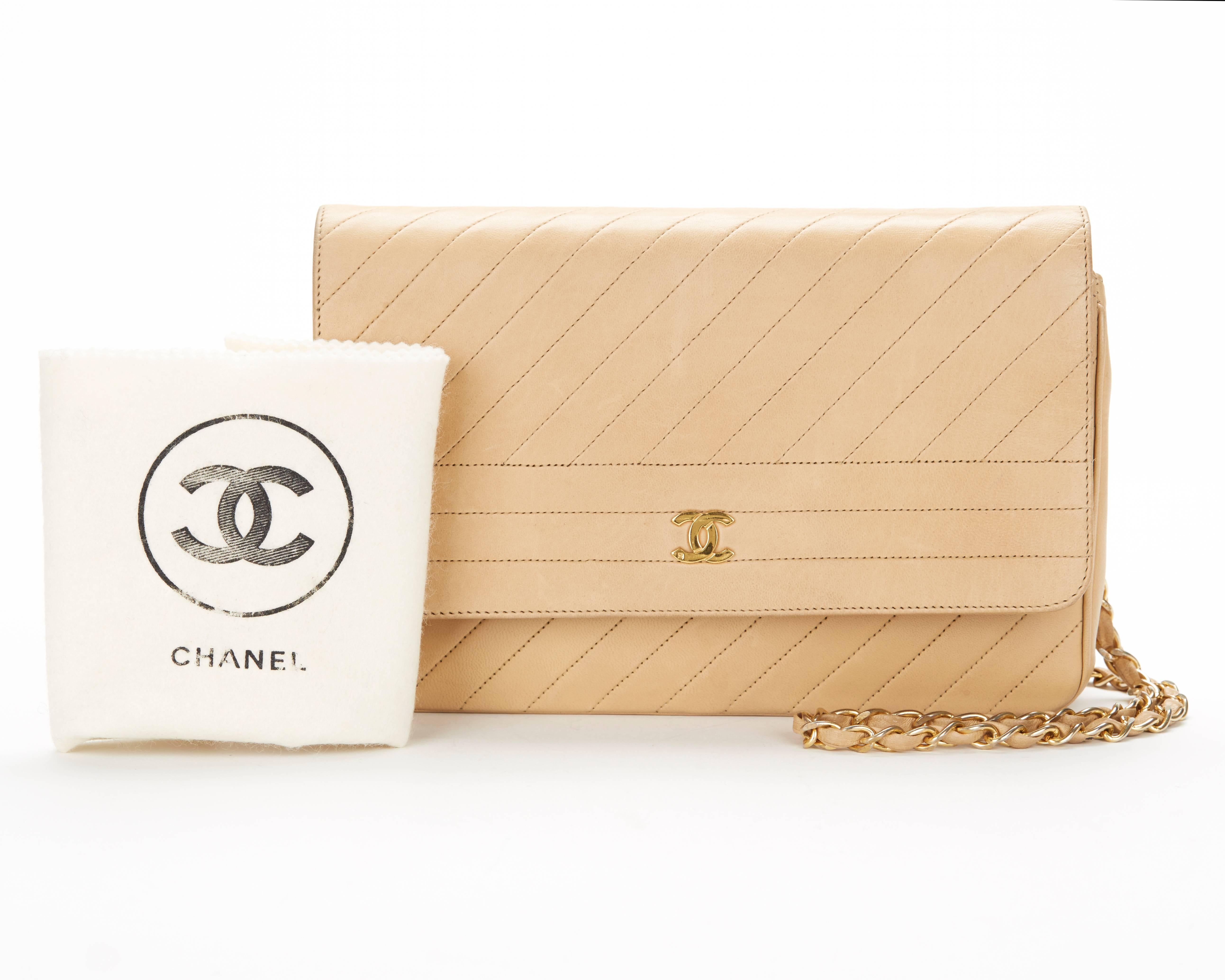1980s Chanel Beige Diagonal Quilted Lambskin Vintage Single Flap Bag 6