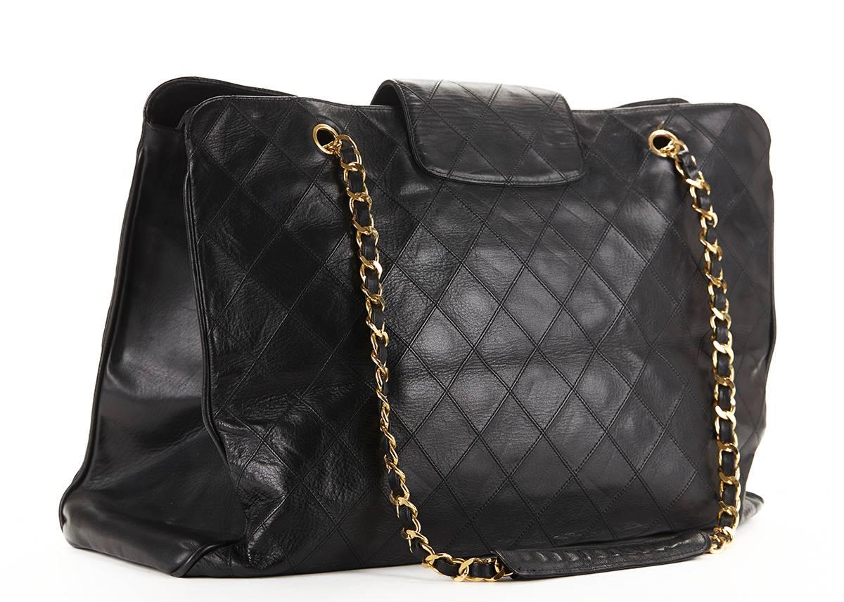 1990s Chanel Black Quilted Lambskin Vintage Jumbo Supermodel Shoulder Tote In Excellent Condition In Bishop's Stortford, Hertfordshire