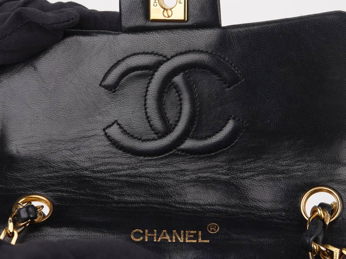 1980s Chanel Black Quilted Lambskin Vintage Mini Flap Bag 3