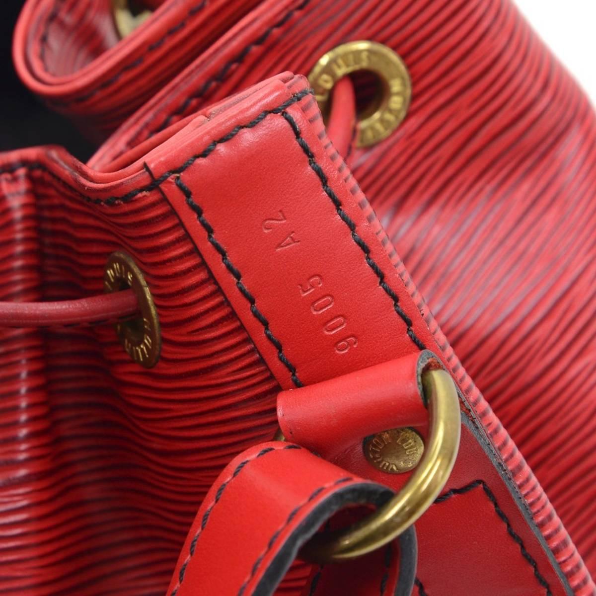 1990s Louis Vuitton Red Epi Leather Vintage Petit Noé 5