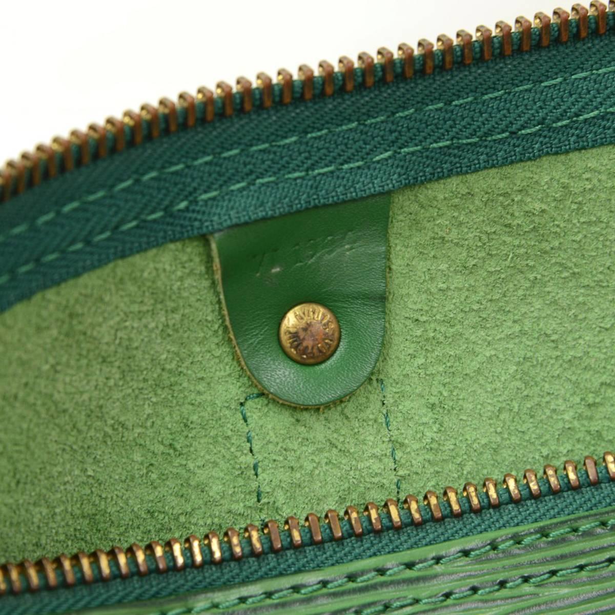 1990s Louis Vuitton Green Epi Leather Vintage Keepall 45 4
