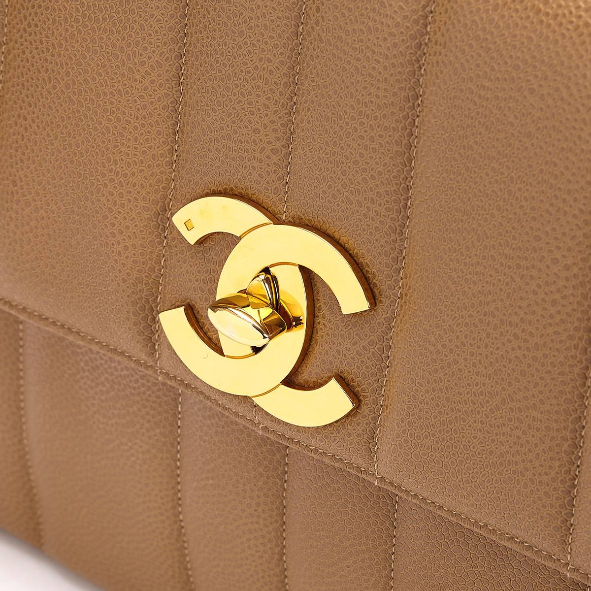 1990s Chanel Tan Vertical Quilted Caviar Leather Vintage Jumbo XL Flap Bag In Excellent Condition In Bishop's Stortford, Hertfordshire