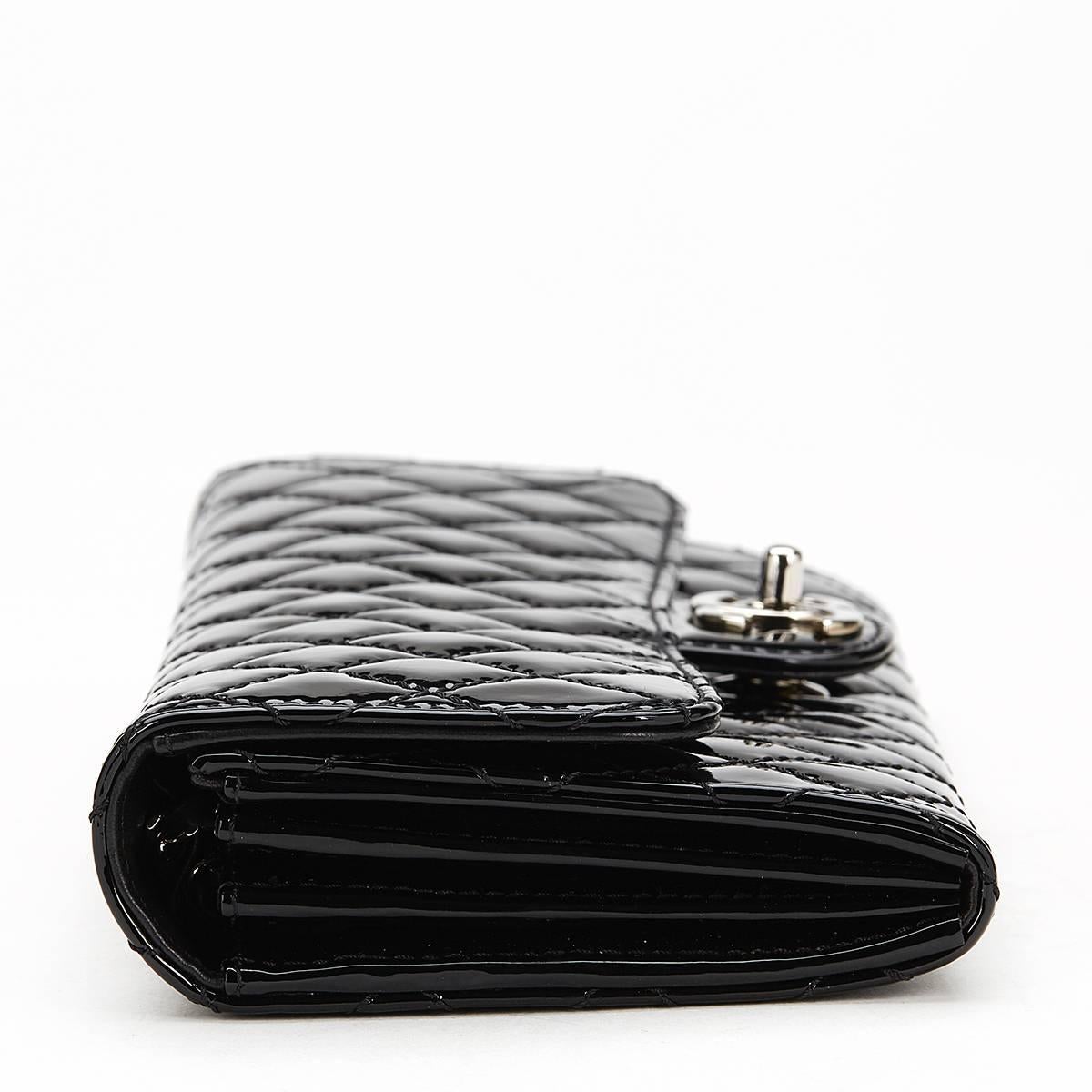 2014 Chanel Black Patent Leather Wallet-on-Chain WOC In Excellent Condition In Bishop's Stortford, Hertfordshire