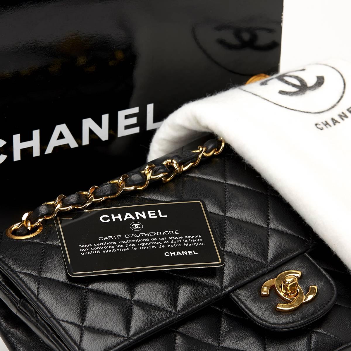 1980s Chanel Black Quilted Lambskin Vintage Medium Classic Double Flap Bag 6