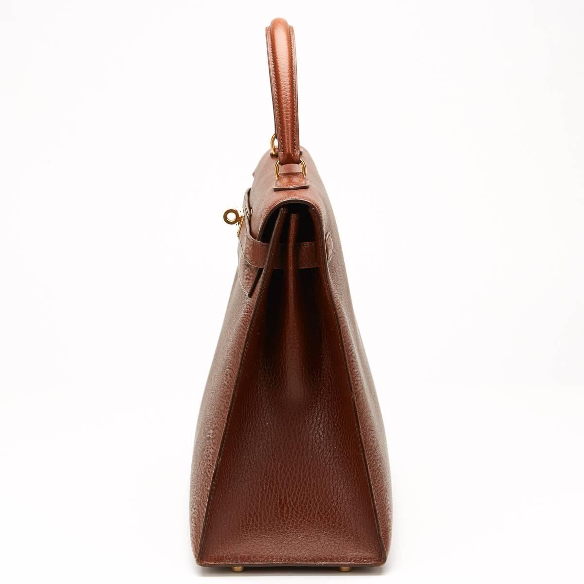 Brown 1990s Hermès Terre Ardenne Leather Vintage Sellier Kelly 35cm