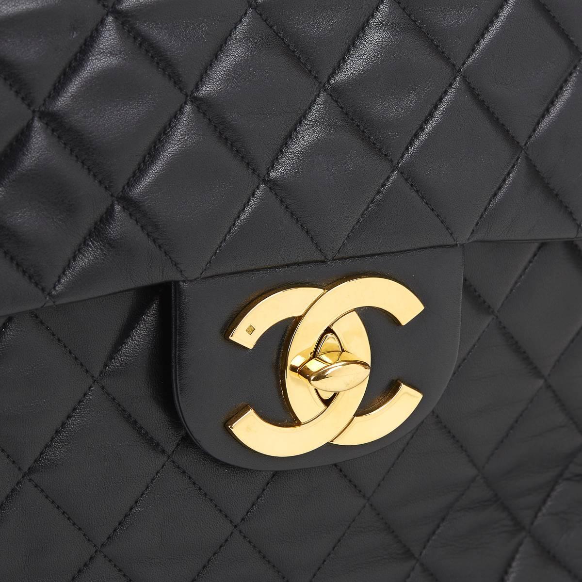 Chanel Black Quilted Lambskin Vintage Maxi Jumbo XL Flap Bag 1990s  4