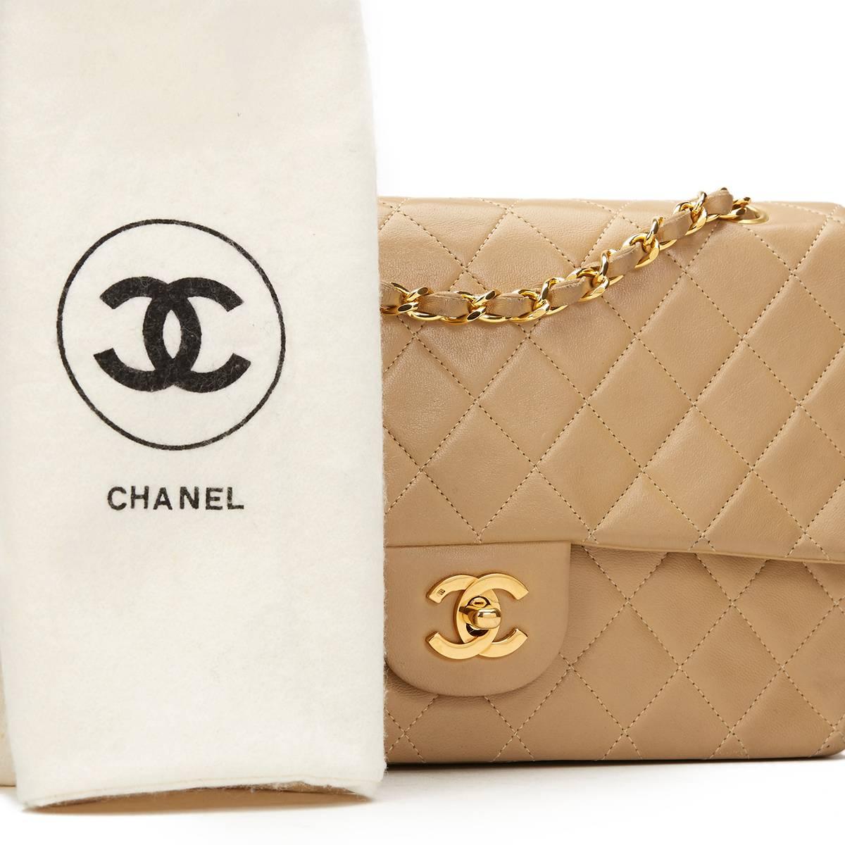 1990 Chanel Beige Quilted Lambskin Vintage Medium Classic Double Flap Bag 5