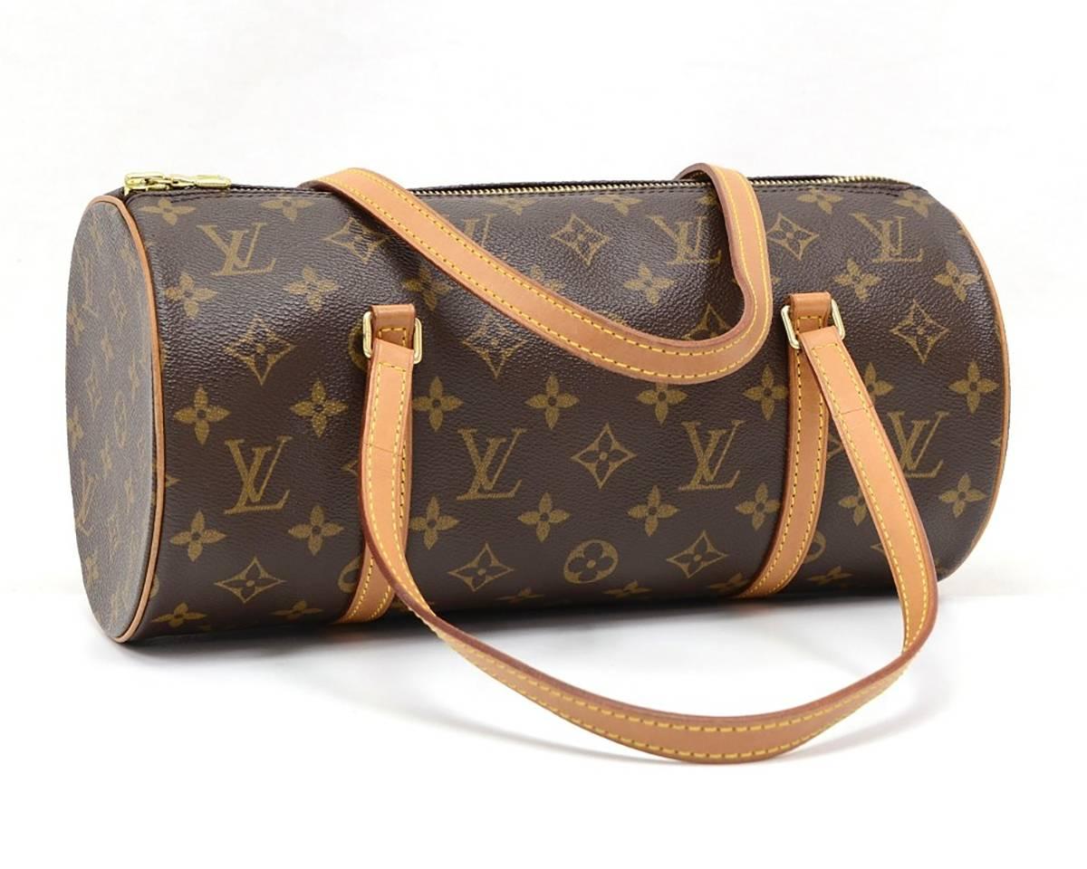 This ladies Louis Vuitton Papillon 30 is in excellent pre-owned condition accompanied by Louis Vuitton dust bag. Circa 2003. Primarily made from Canvas complimented by Gold hardware. Our  reference is HB056 should you need to quote this.

This
