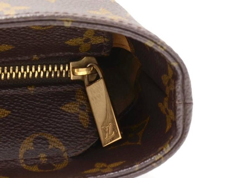 Luco handbag Louis Vuitton Brown in Cotton - 35602602